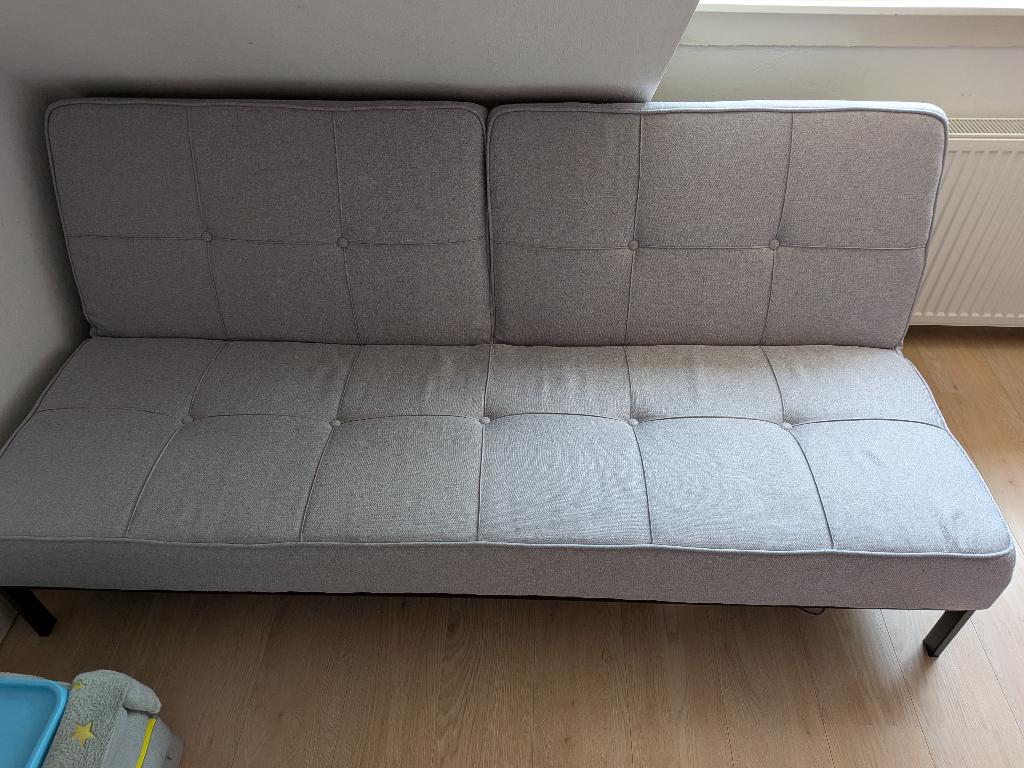 Slaapbank / futon | Lichtgrijs | 2-zitter, Ophalen, Gebruikt, 70 cm of minder, Twijfelaar