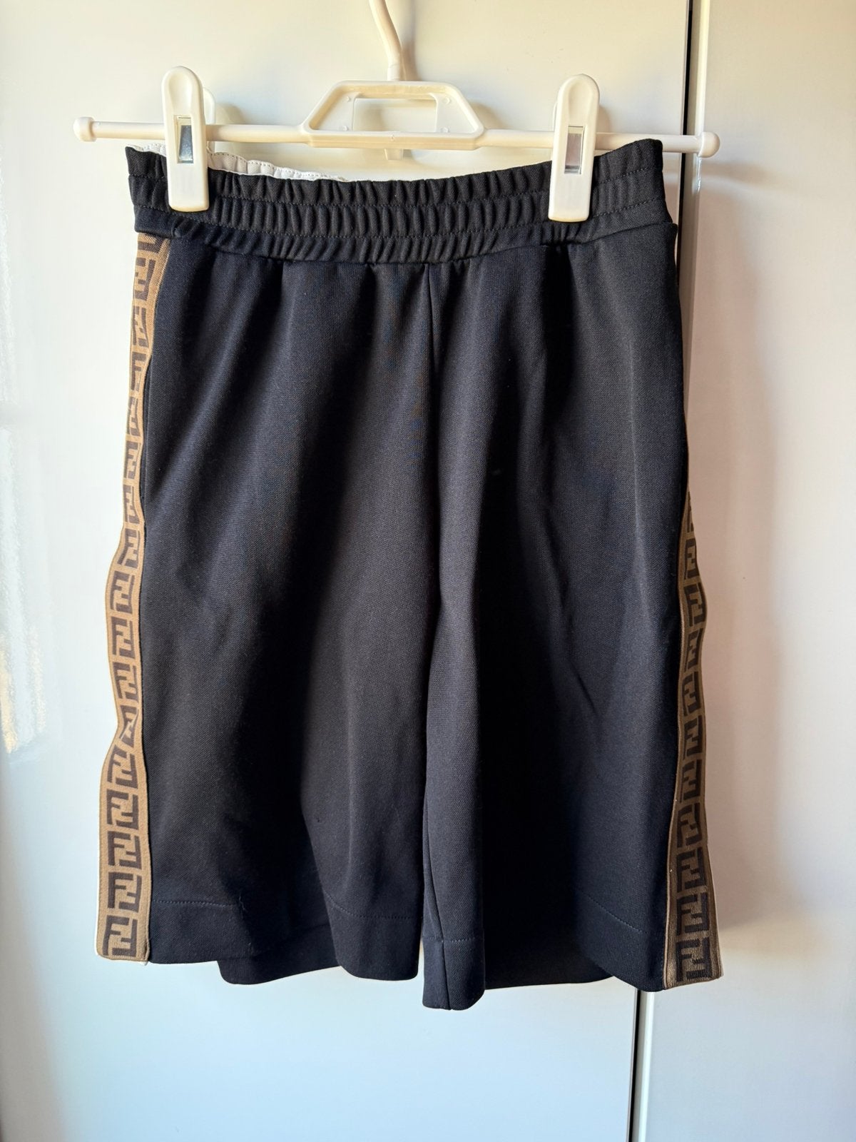 Fendi short / fendi broek origineel, Ophalen, Zo goed als nieuw, Meisje, Broek