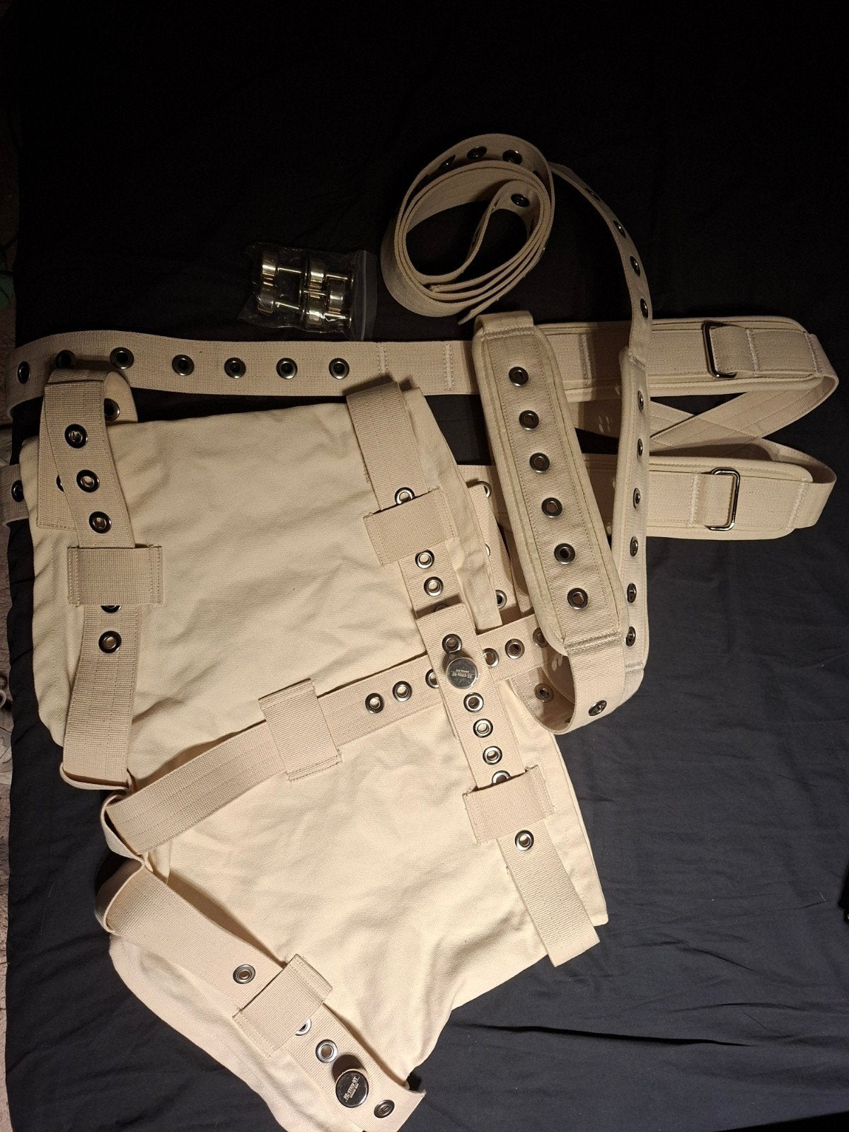 abdl afsluitbare luierbroek met harnas, Verzenden