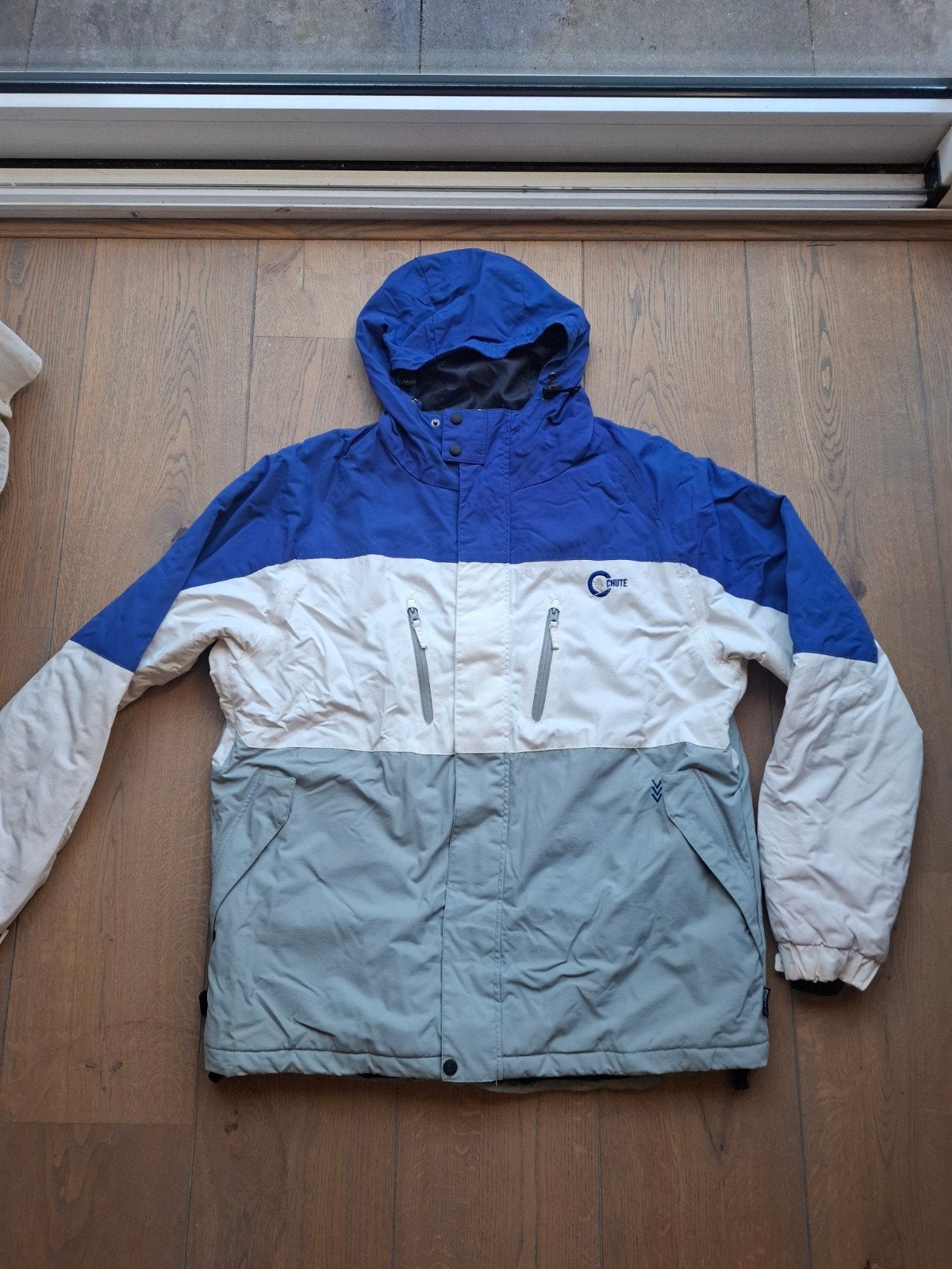Chute ski-jas/winterjas met vaste capuchon - Maat XL, Kleding | Heren, Blauw, Maat 56/58 (XL), Ophalen of Verzenden, Chute