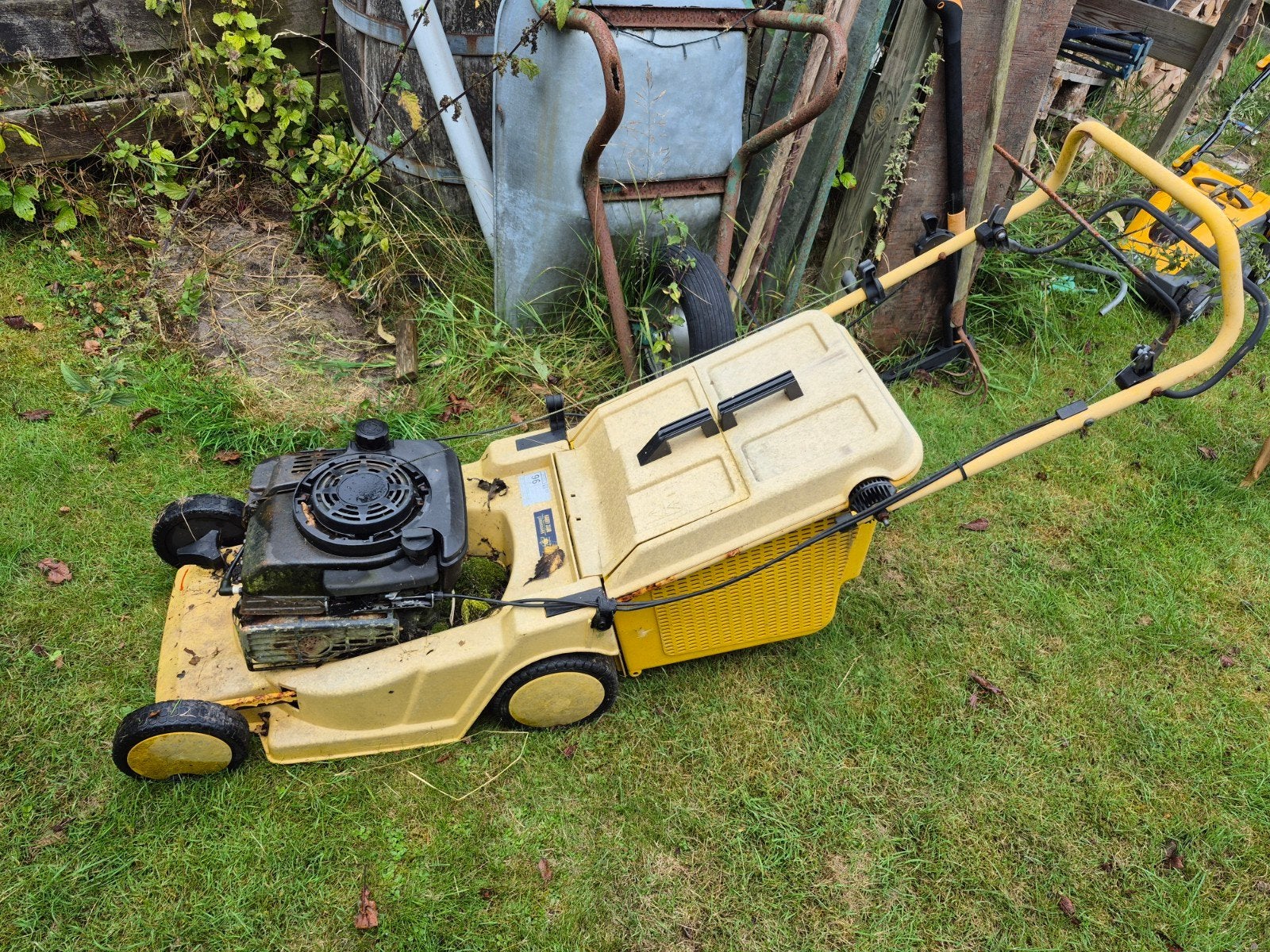 gratis grasmaaier, Tuin en Terras, Grasmaaiers, Ophalen, Gebruikt