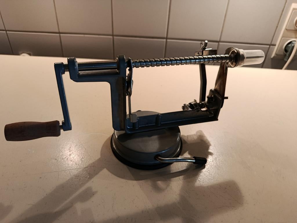 Vintage Apple Peeler - Handbediende Appelschiller, Ophalen of Verzenden, Metaal, Grijs, Overige merken