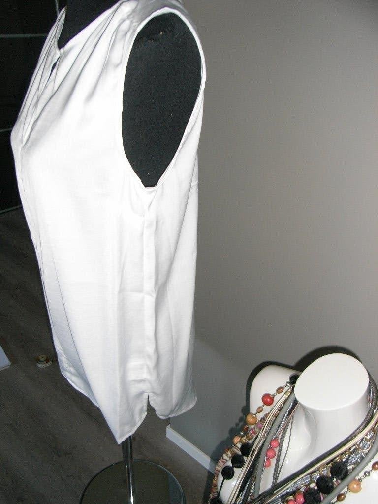 wit mouwloze blouse/top FREEQUENT mt S past 36/38, NIEUW!, Kleding | Dames, Freequent, Wit, Nieuw, Ophalen of Verzenden