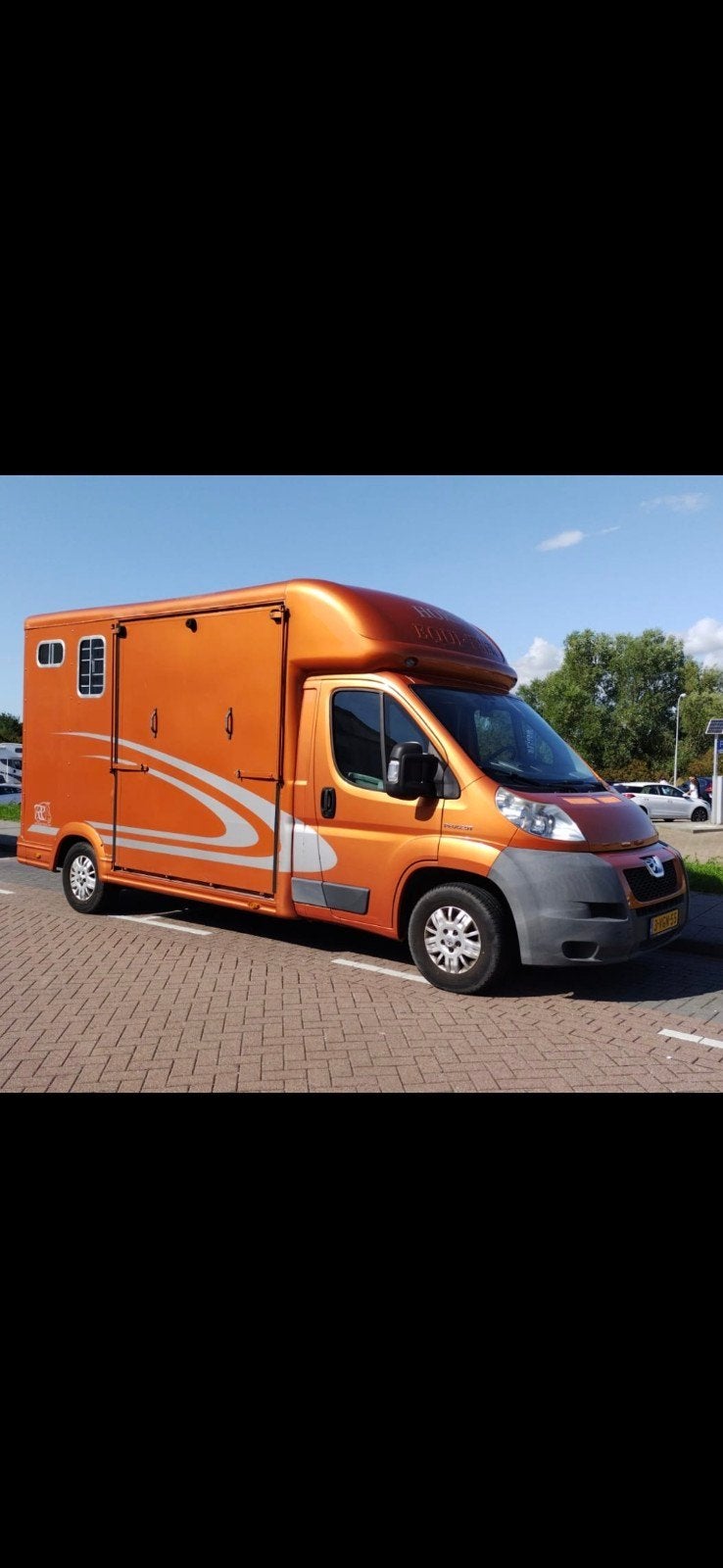 Paardenwagen Equi-trek Peugeot Boxer 2.2, Dieren en Toebehoren, Ophalen, Gebruikt, Overige materialen, Overige typen