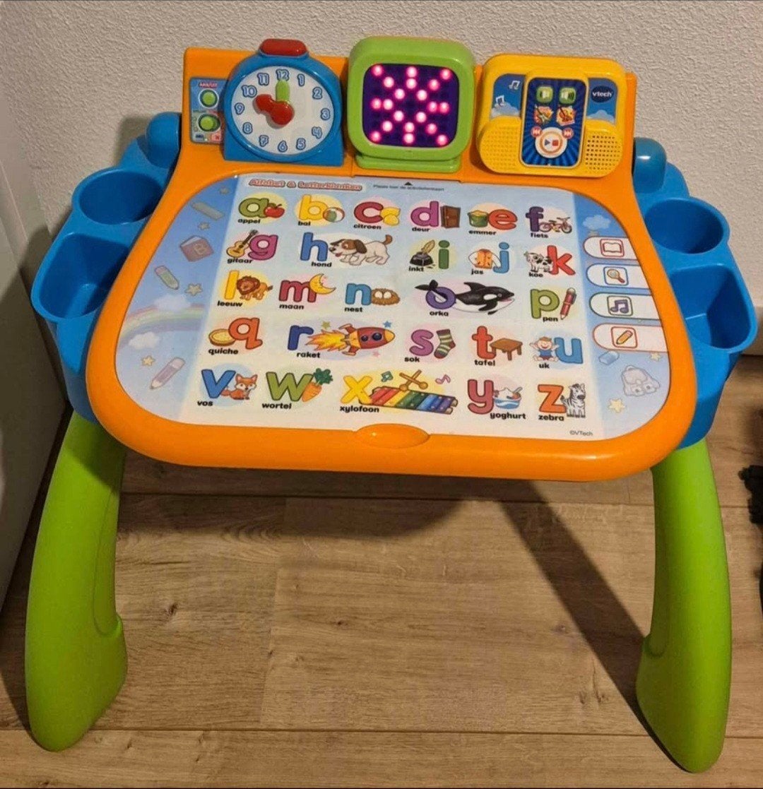 V tech interactief magisch bureau met krukje, Ophalen of Verzenden, Zo goed als nieuw