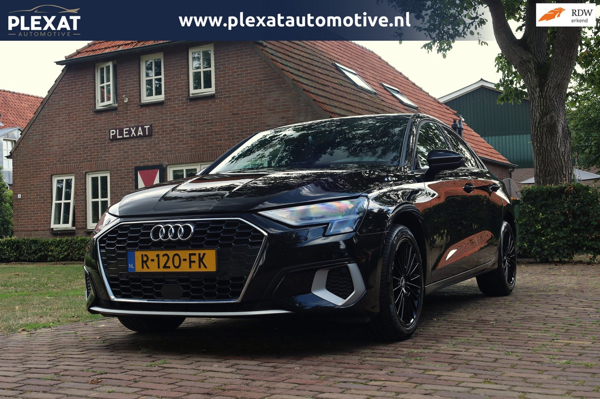 Audi A3 Limousine 30 TFSI S edition Aut. | Stoelverwarming |, Stof, Gebruikt, Zwart, Bedrijf