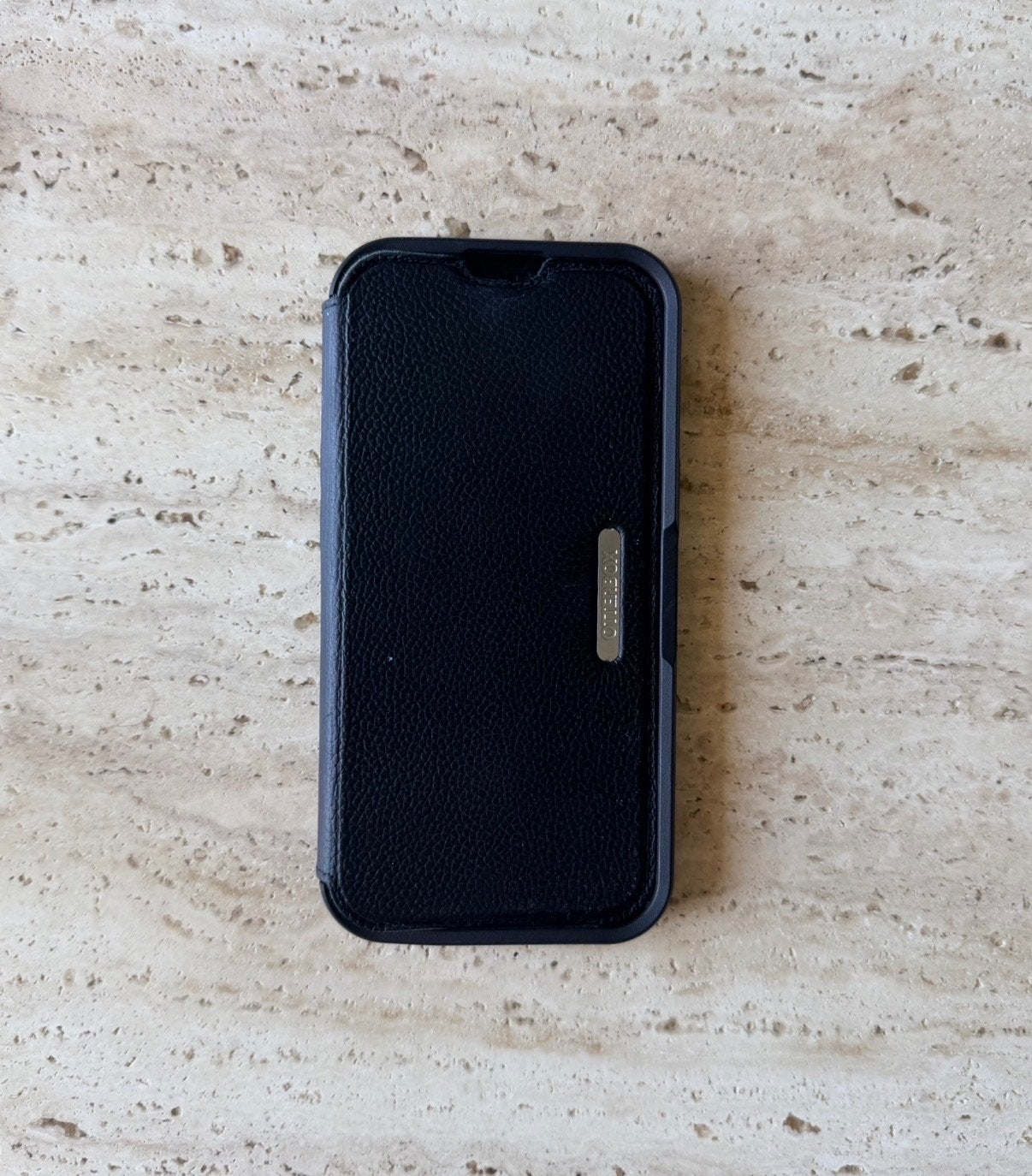 Otterbox Strada iPhone 13 Hoesje -  ZGAN, Verzenden, Zo goed als nieuw, Leer, Magnetische sluiting