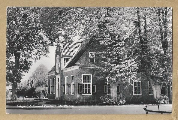 Ansichtkaart Bergum. Cultureel Centrum De Plaats., Ophalen of Verzenden, 1960 tot 1980, Gelopen, Friesland