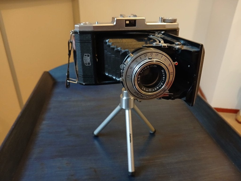 Zeiss Ikon klapcamera – analoog, Ophalen of Verzenden, Gebruikt, Compact, Overige Merken