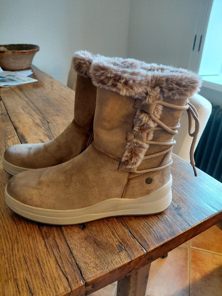 Stoere winter boots, Beige, Snowboots, Nieuw, Ophalen of Verzenden