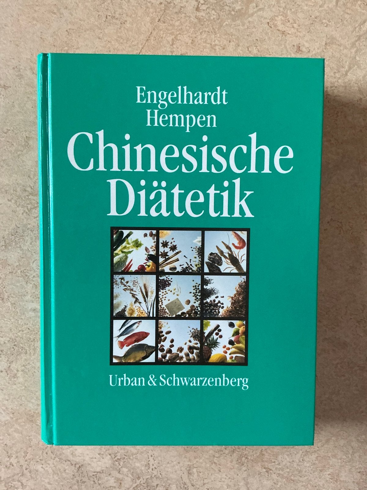 Chinesische Diätetik - Engelhardt Hempen, Ophalen of Verzenden, Gelezen, Dieet en Voeding