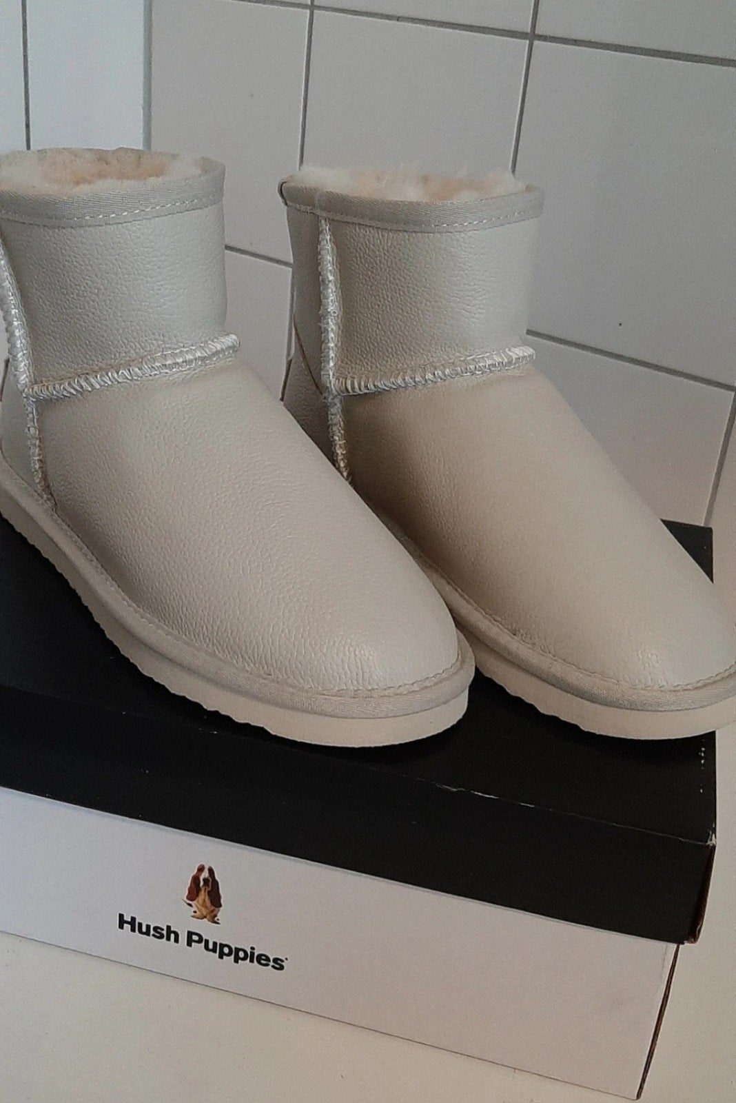 nieuwe Hush Puppies laarzen 37, Overige kleuren, Lage of Enkellaarzen, Nieuw, Ophalen of Verzenden