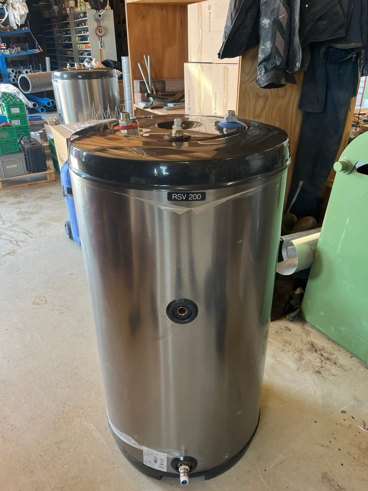 Nibe Høiax RSV 200, Ophalen, 100 liter of meer, Boiler, Zo goed als nieuw