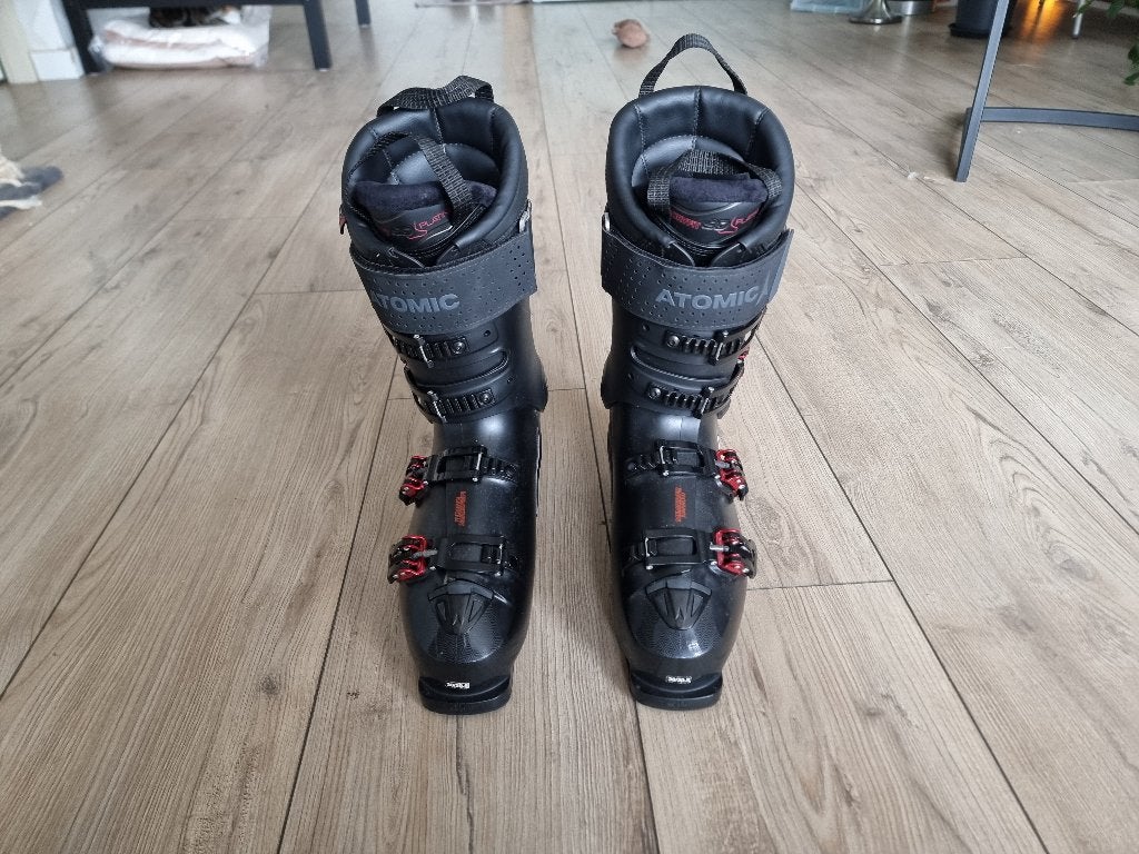 Skischoen atomic hawx ultra maat 45.5, Sport en Fitness, Ophalen, 160 tot 180 cm, Schoenen, Zo goed als nieuw