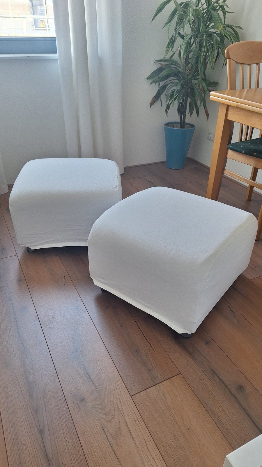 2x Klippan voetenbank/poef, Ophalen, Gebruikt, 50 tot 75 cm, Vierkant
