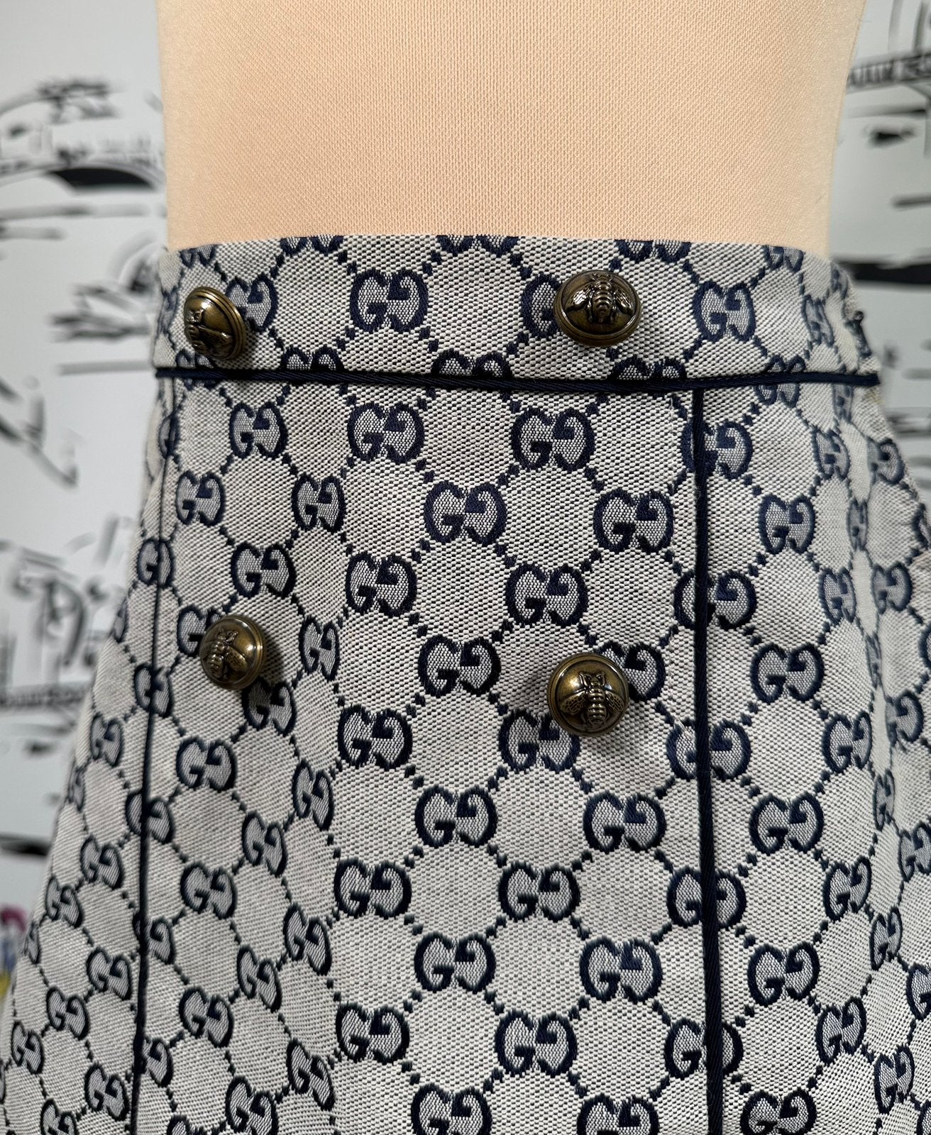 Gucci GG supreme canvas mini rok maat 10, Gucci EU, Customercare@gucci.com, Zo goed als nieuw, Jurk of Rok