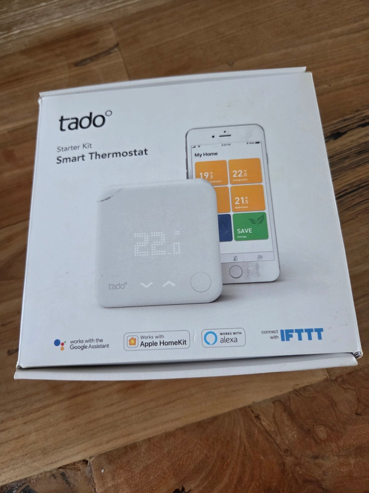 Tado Slimme Thermostaat Starter Kit V3+, Ophalen of Verzenden, Slimme thermostaat, Zo goed als nieuw