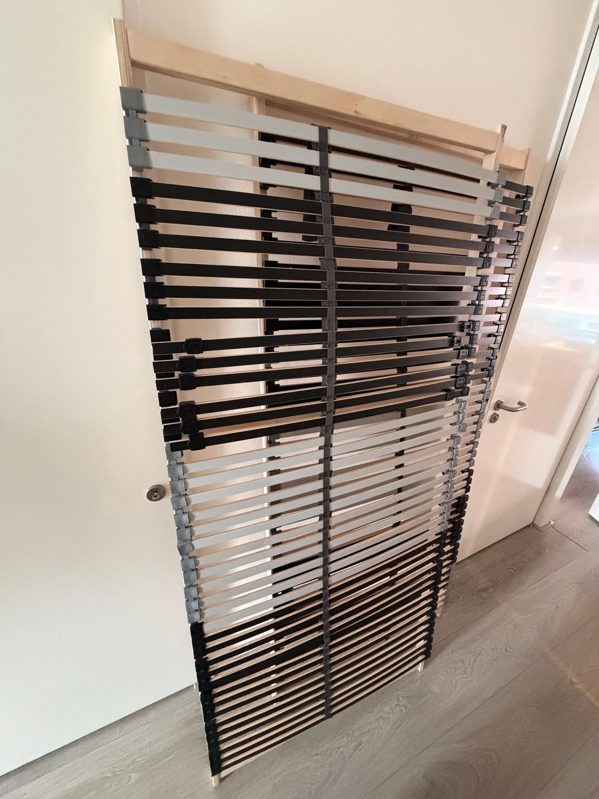 FREE ! 2x IKEA LEIRSUND Lattenbodem 90x200 cm, Ophalen, 90 cm, Eenpersoons, Zo goed als nieuw
