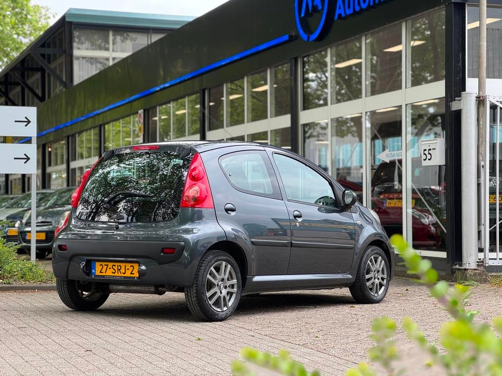 Peugeot 107 1.0-12V XS NWE APK Airco Lage KMS, Voorwielaandrijving, Euro 5, Stof, Gebruikt