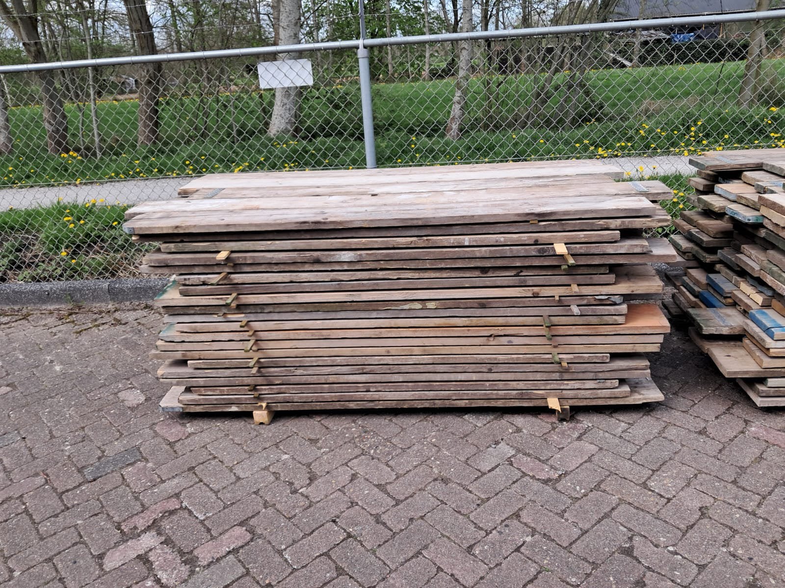 Partij gebruikte steigerplanken 1,5 t/m 2m1 lang, Ophalen, 250 cm of meer, Planken