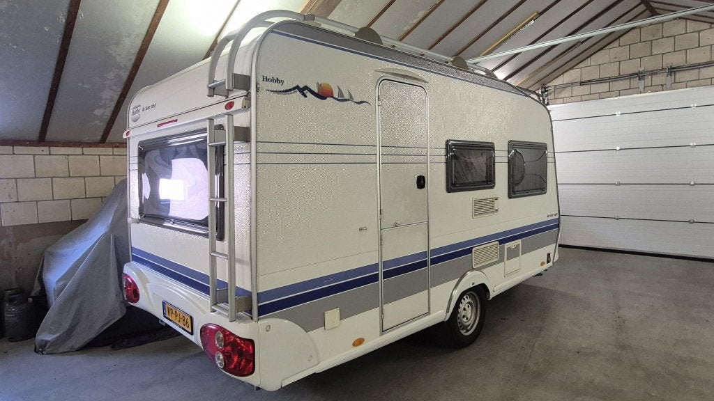 Hobby De luxe Easy 400 KB Stapelbed, Caravans en Kamperen, Standaardzit, Dwars-stapelbed, Hobby, Bedrijf