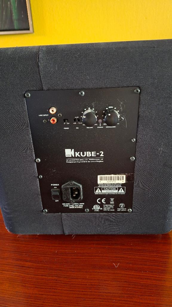 Subwoofer KEF KUBE-2, Gebruikt, Subwoofer, 120 watt of meer, Ophalen