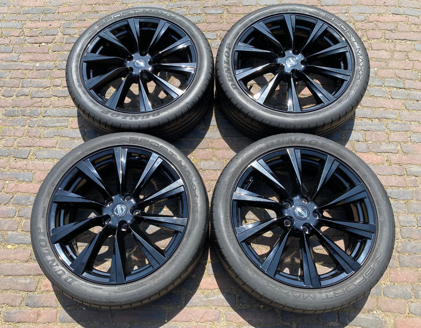 19” Nissan Qashqai Midnight velgen + TPMS + Dunlop banden, Auto-onderdelen, Banden en Velgen, 19 inch, Banden en Velgen, Ophalen of Verzenden