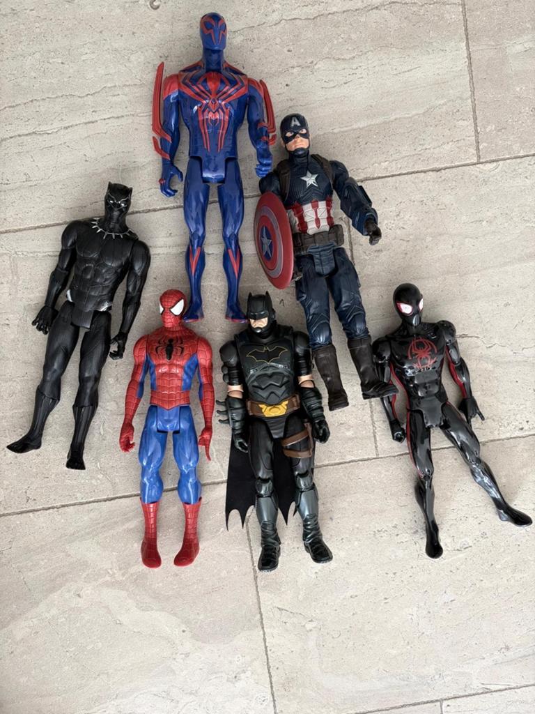 Marvel actiefiguren o.a. Spiderman - Batman, Kinderen en Baby's, Speelgoed | Actiefiguren, Ophalen, Zo goed als nieuw