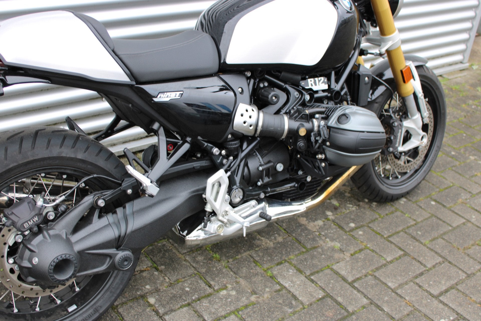 BMW R12 nineT | Service Inclusive | BTW motor | Comfort Pakk, Motoren, Verkoop.motorrad@oostland-enschede.nl, 1170 cc, Spaansland 10
7543BG  ENSCHEDE, NL