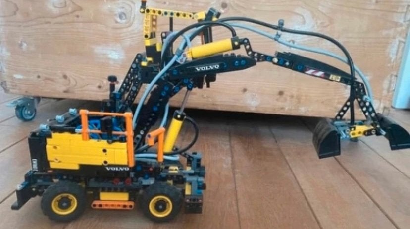 Volvo EW160E, Lego Technic, gebruikt, Ophalen of Verzenden, Gebruikt, Overige typen, Lego