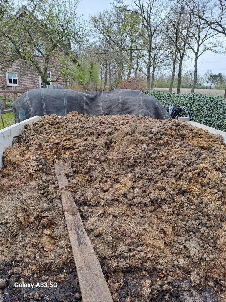 Gratis paardenmest, Ophalen of Verzenden