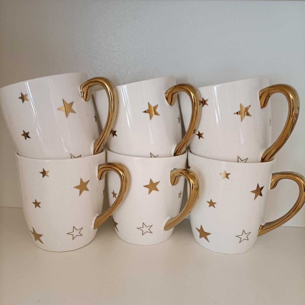 Koffiekopjes met sterren, Ophalen, Zo goed als nieuw, Overige stijlen, Kop(pen) en/of Schotel(s)
