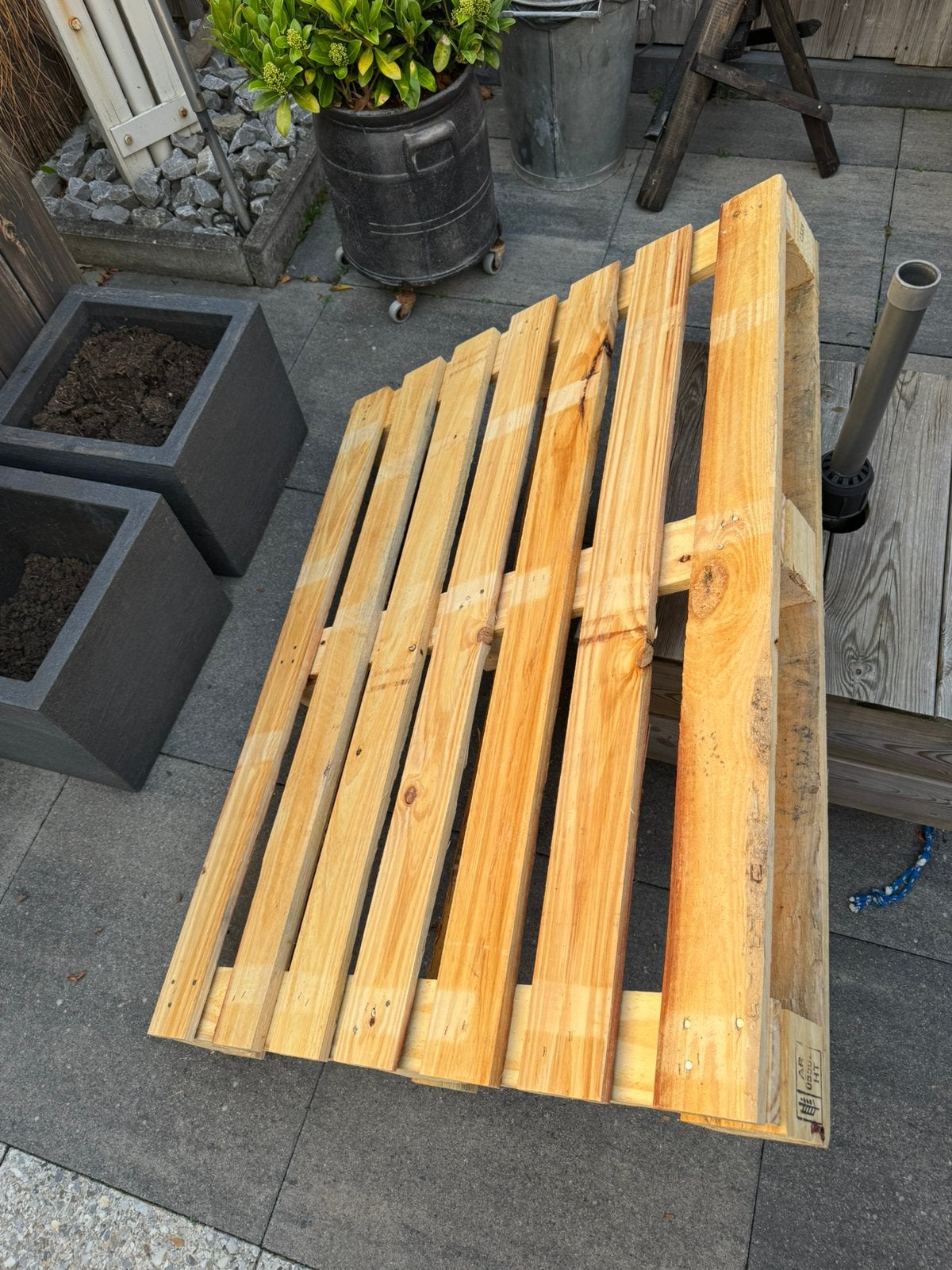 Gratis af te halen pallet, Ophalen, Vuren, Minder dan 200 cm, Pallet