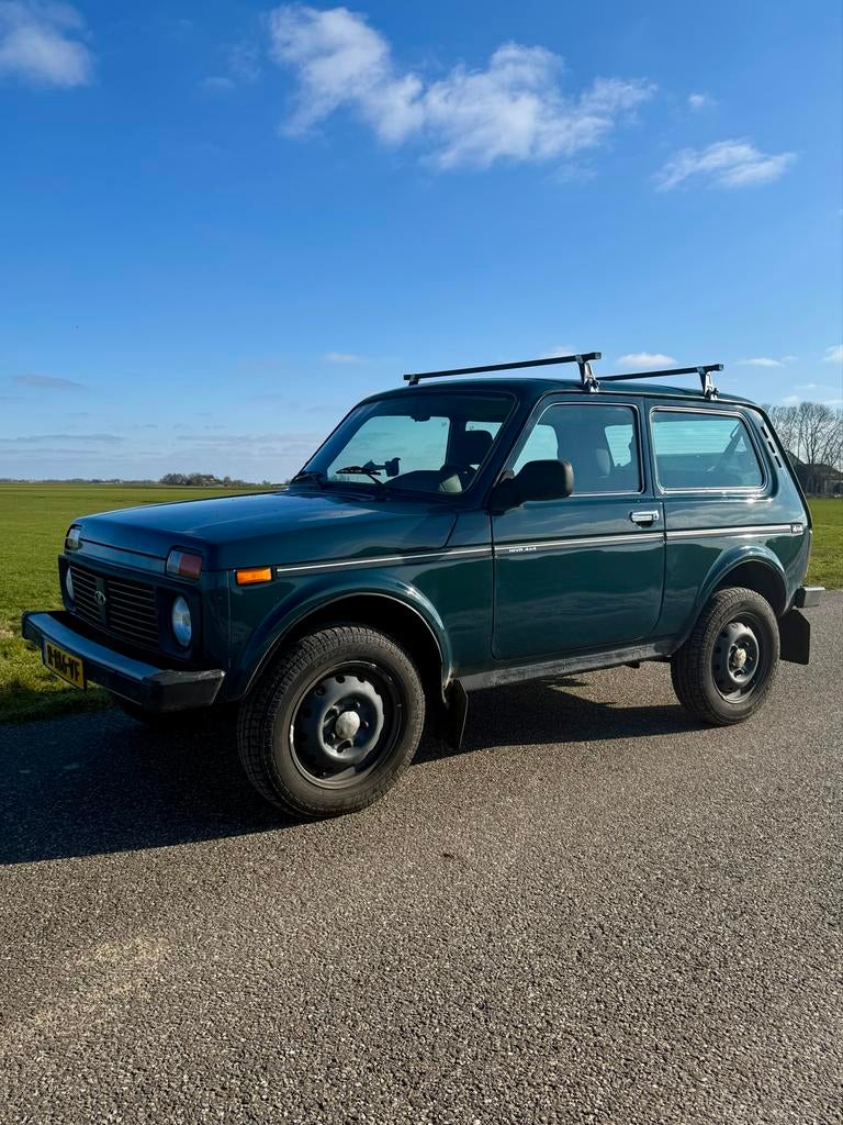 Lada Niva 1.7 I 4WD 2010 Groen, Auto's, Lada, Stof, Niva, 11 km/l, Particulier