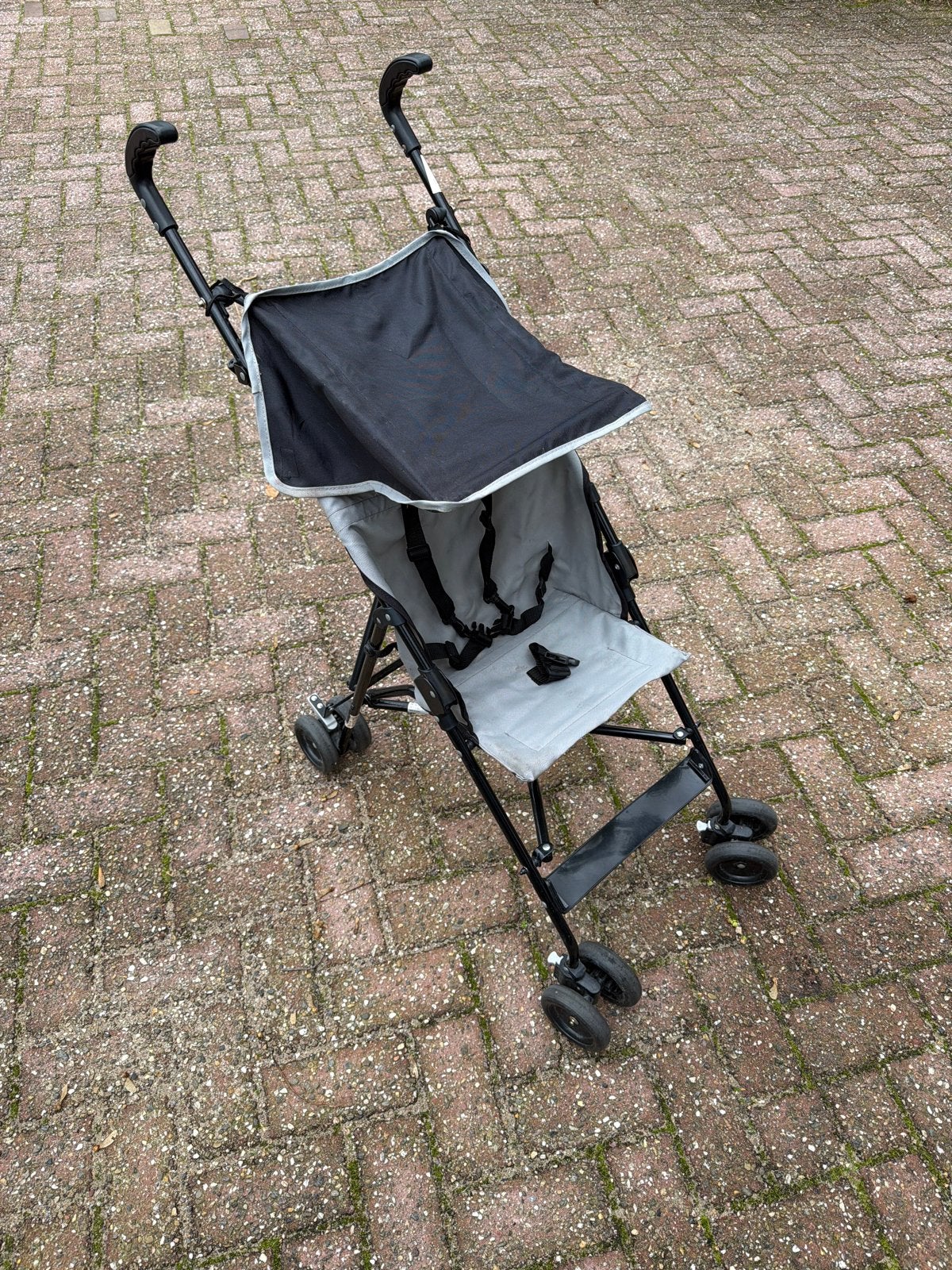 Bébé Confort Buggy - Lichtgewicht en Compact, Ophalen, Gebruikt, Maxi-Cosi, Zonnekap