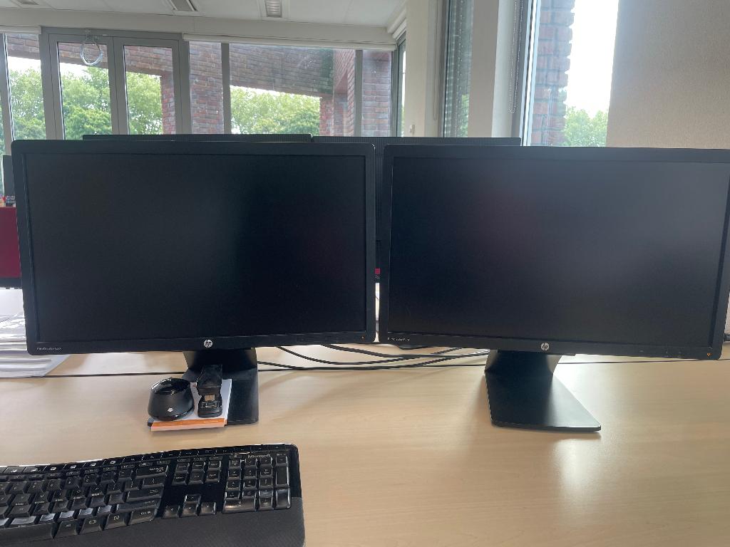 HP EliteDisplay E231 - Full HD - 2 stuks, Computers en Software, Monitoren, Ophalen, Hp, 3 tot 5 ms, In hoogte verstelbaar