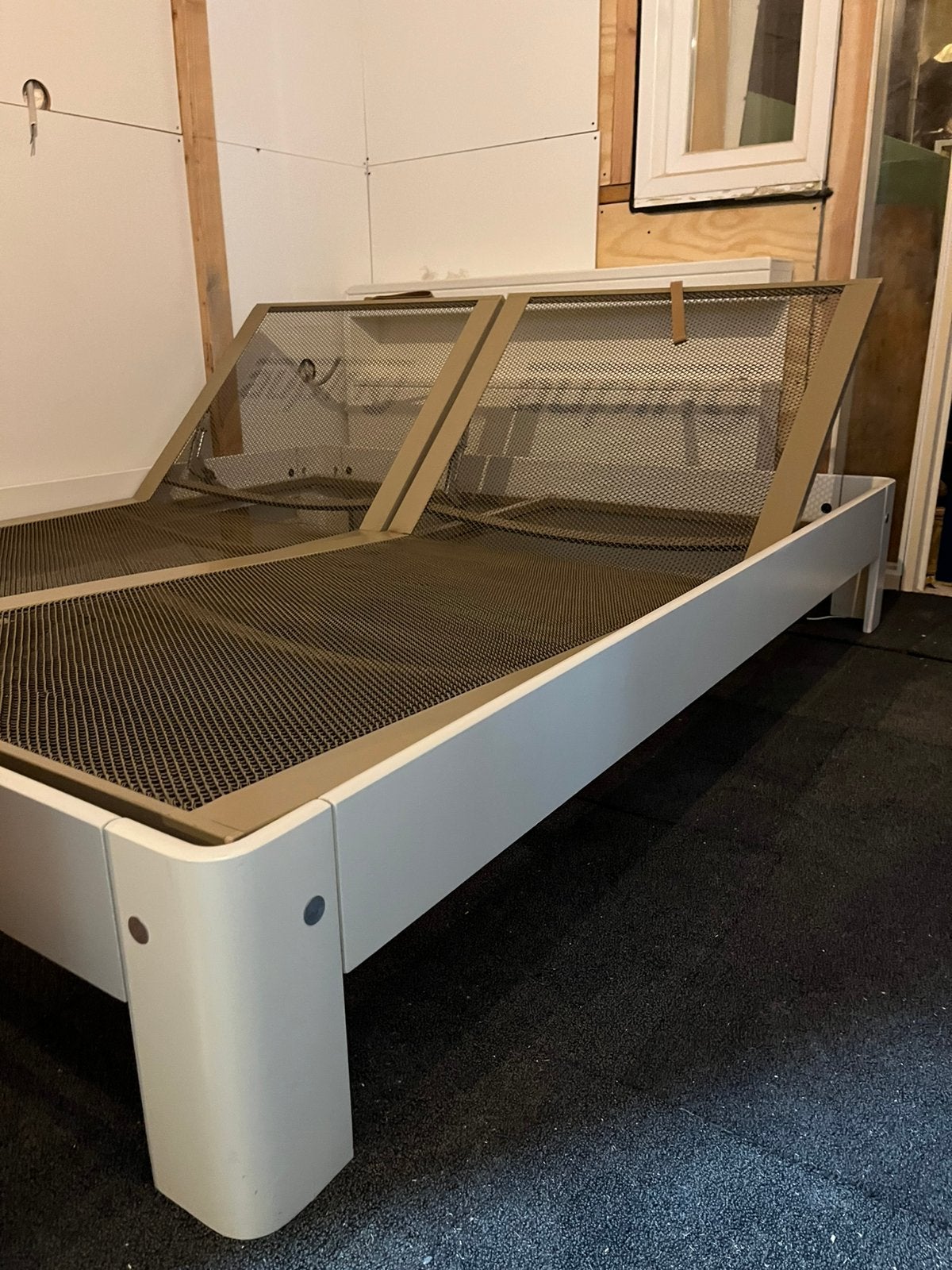 Auping Auronde 180 x 200 compleet, Ophalen, Wit, Tweepersoons, Zo goed als nieuw