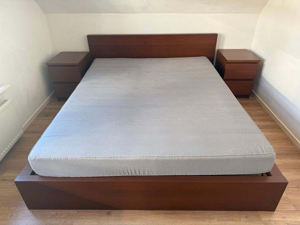 Ikea malm bed met lattenbodems en matras, Ophalen, Bruin, Tweepersoons, 180 cm
