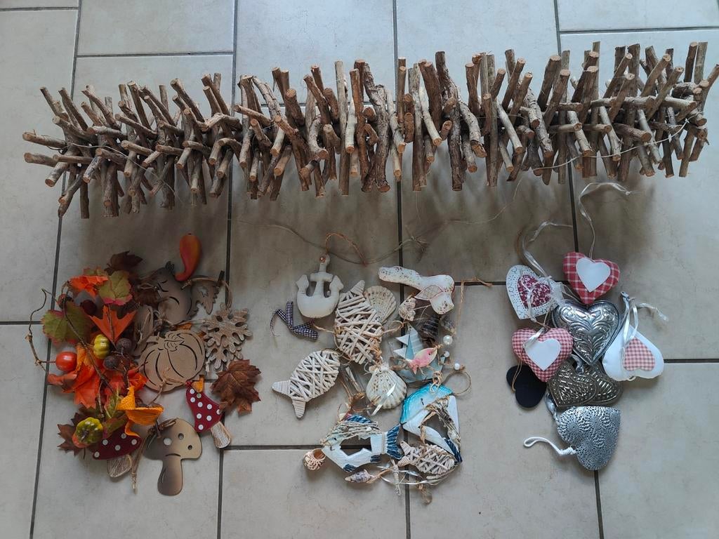 Decoratie tak met drie verschillende themas, Ophalen