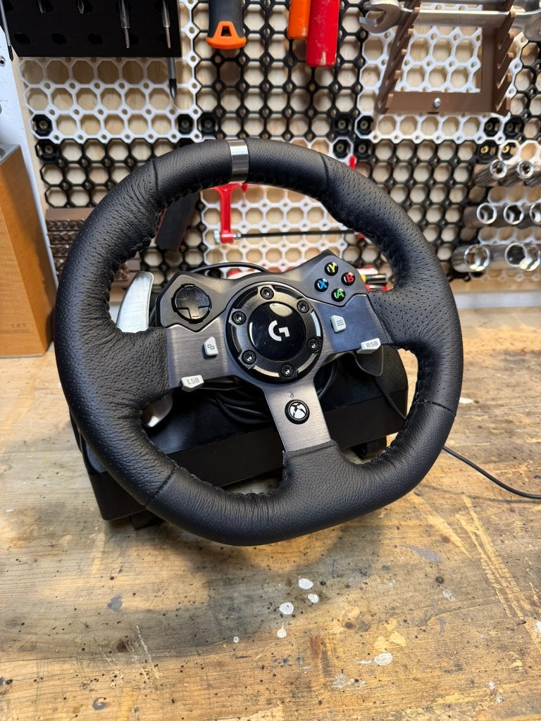Logitech racestuur voor Xbox en PC (zo goed als nieuw), Ophalen of Verzenden, Zo goed als nieuw, Stuurtje of Sportattribuut, Xbox Original