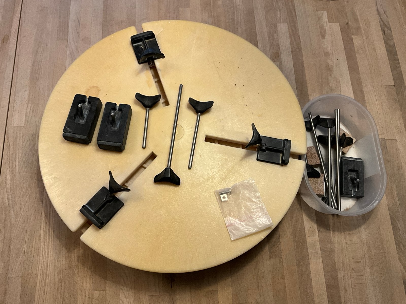 Giffin Grip Model 10 - Keramiek Draaischijf Accessoire, Ophalen, Gebruikt, Overige thema's, Gereedschap of Toebehoren