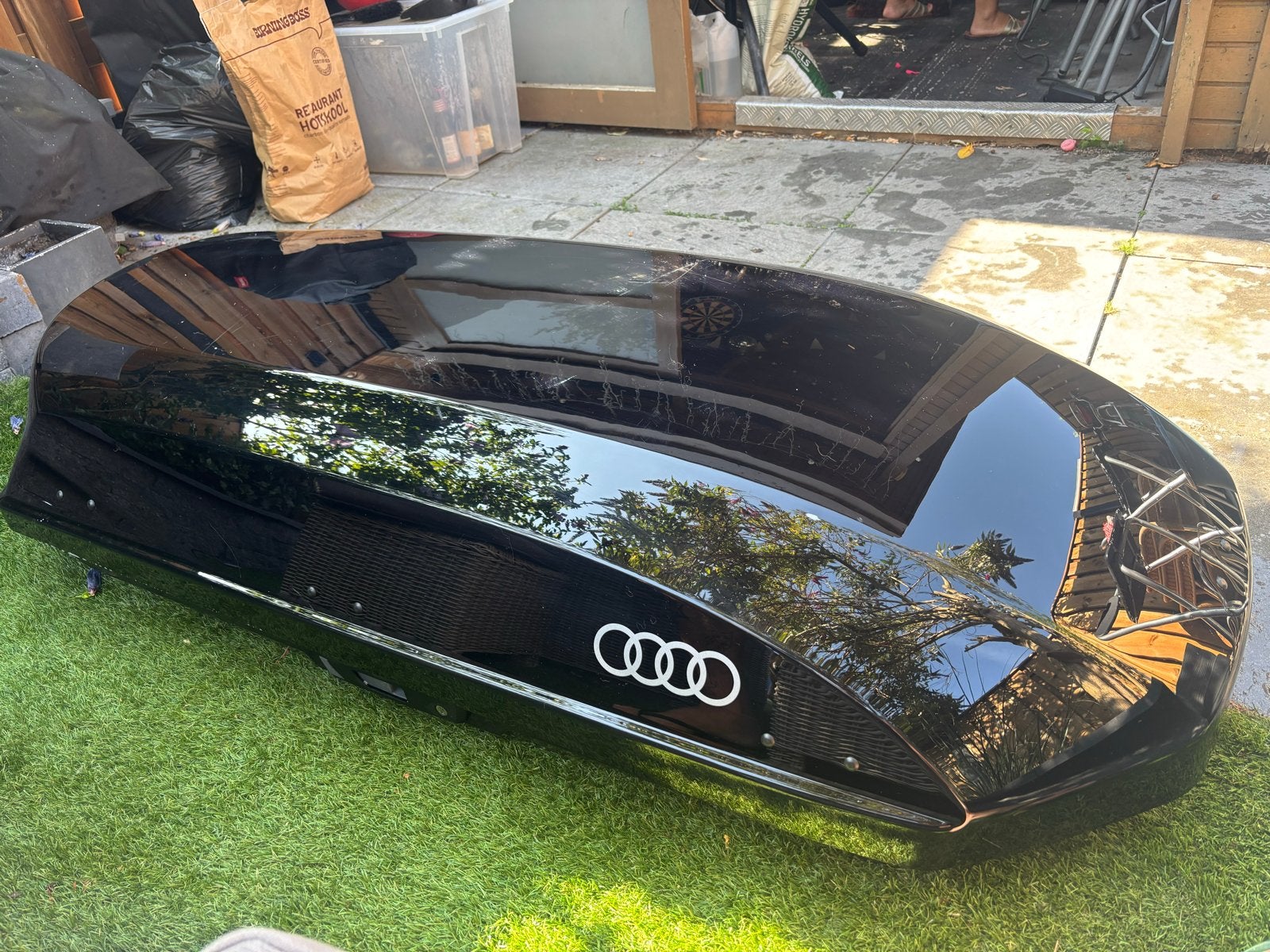 Audi Dakkoffer 250 L, briljant zwart, Ophalen, Gebruikt