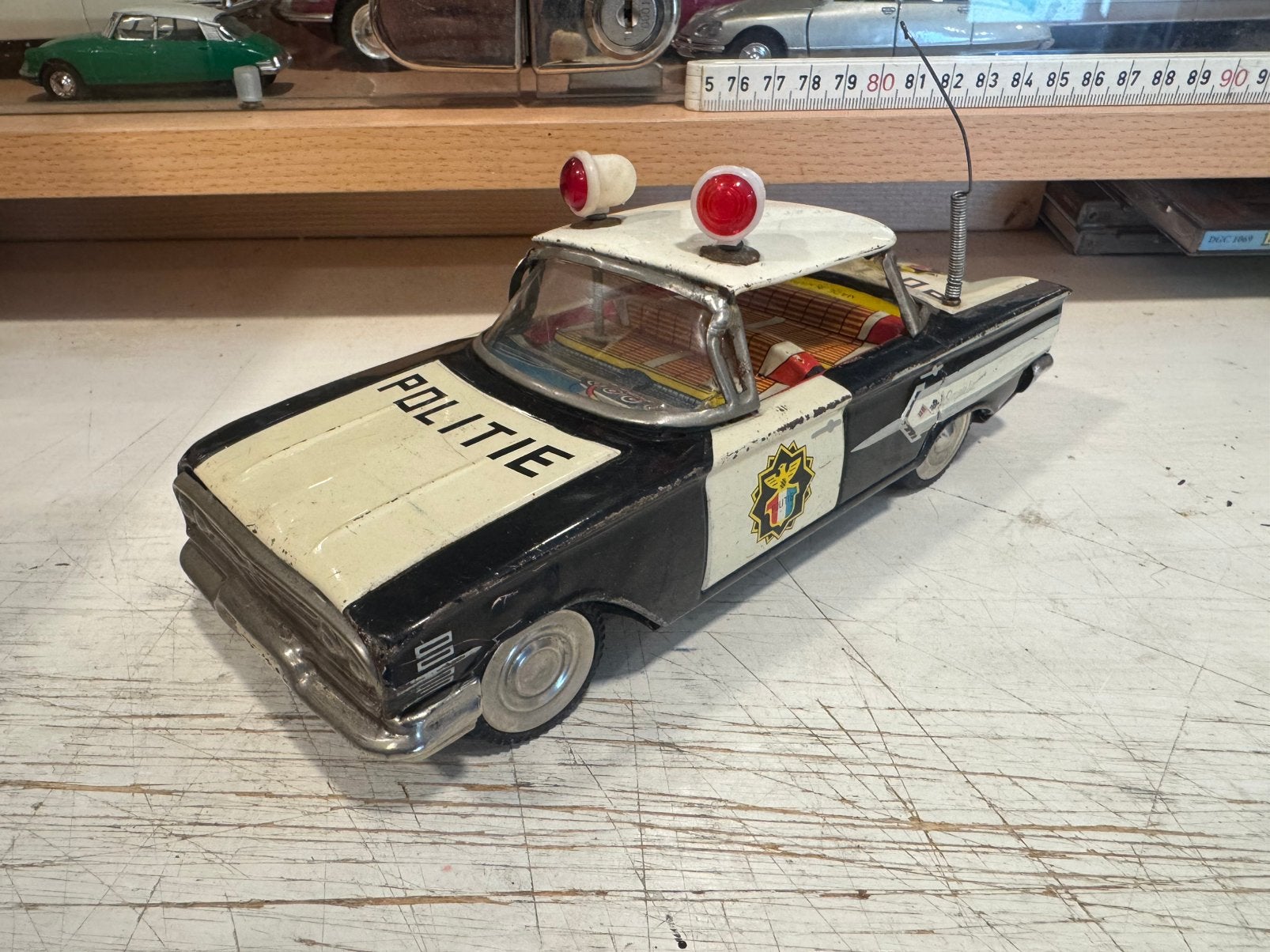 Oude Blikken Chevrolet Impala Politie auto 20 cm Japan, Antiek en Kunst, Ophalen of Verzenden