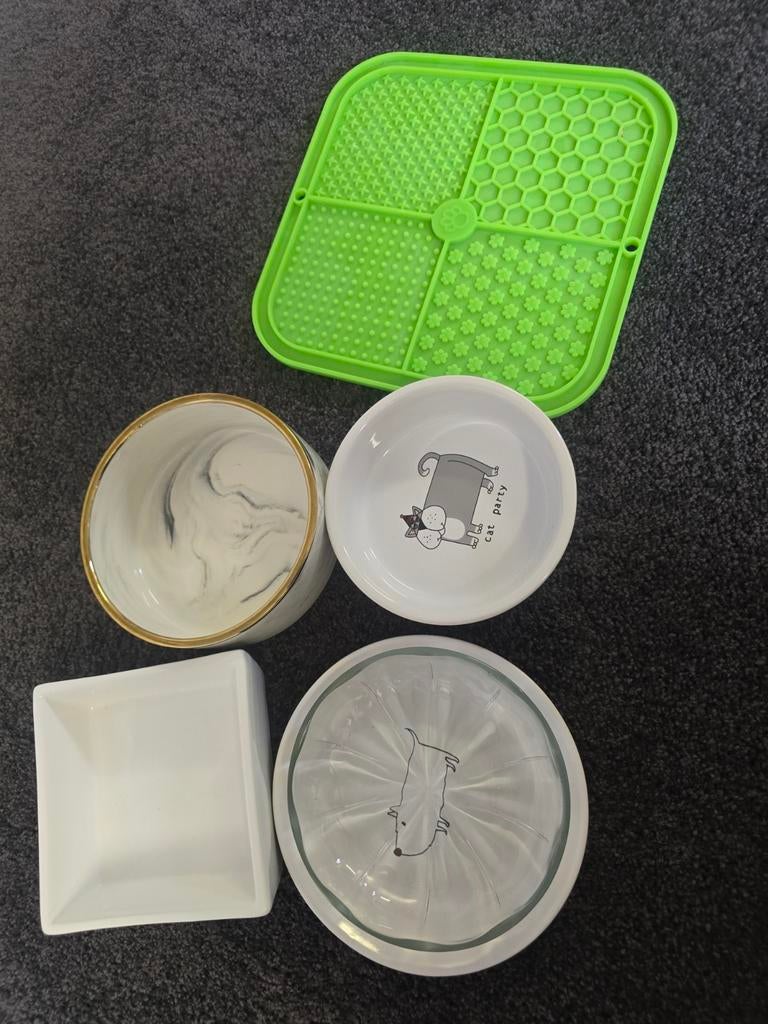 kattenbakvulling en likmat, Dieren en Toebehoren, Ophalen