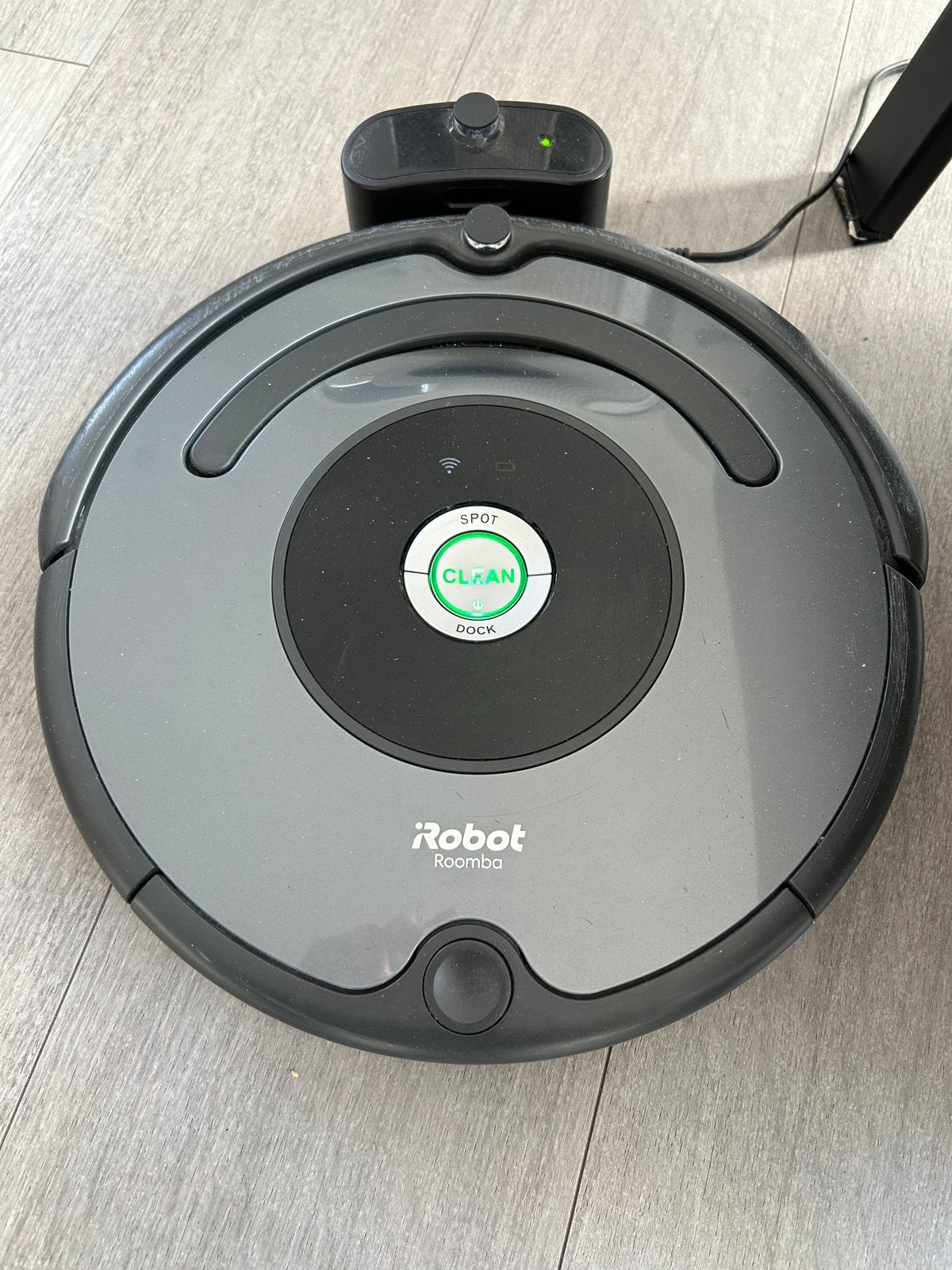 iRobot Roomba 676 Robotstofzuiger, Witgoed en Apparatuur, Ophalen, Gebruikt, IRobot, Robotstofzuiger