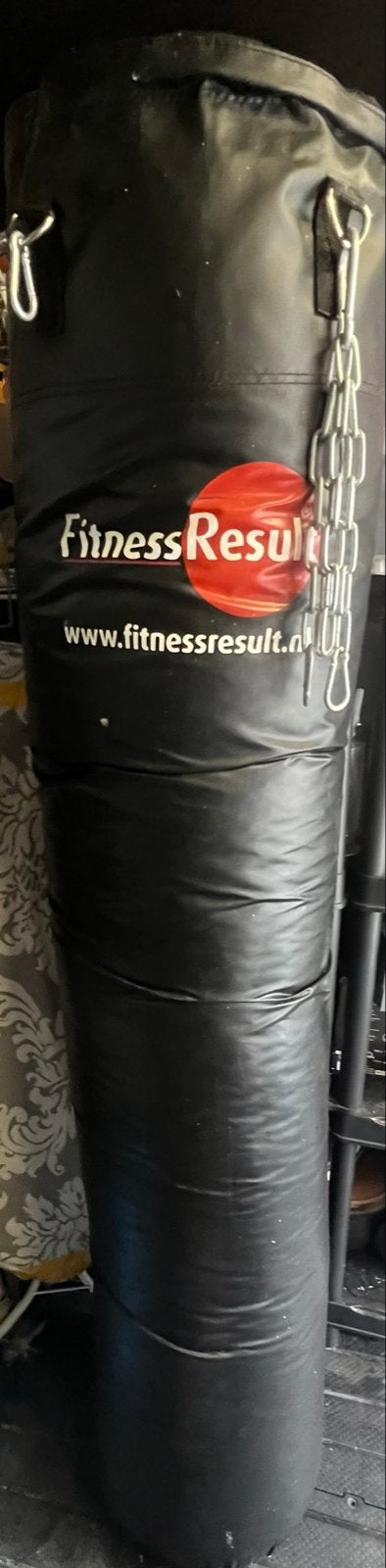 FitnessResult Kickbokszak 1.80m met klein gaatje, Sport en Fitness, Ophalen of Verzenden, Gebruikt, Overige, Vechtsportmateriaal