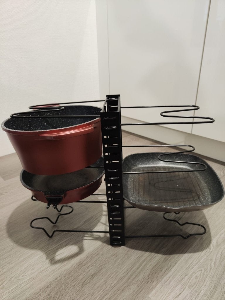 Pots and pans storage tower, Stapelbaar, Ophalen of Verzenden, Zo goed als nieuw, Overige materialen
