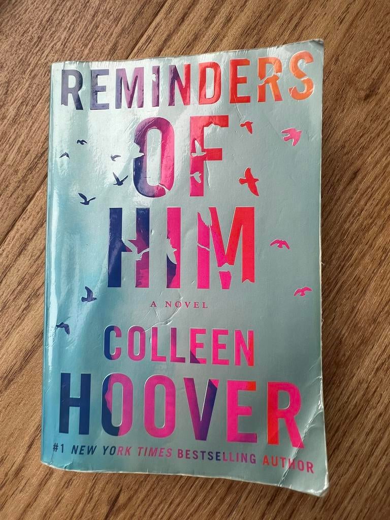 Reminders of Him - Colleen Hoover (Engels), Ophalen of Verzenden, Zo goed als nieuw, Amerika