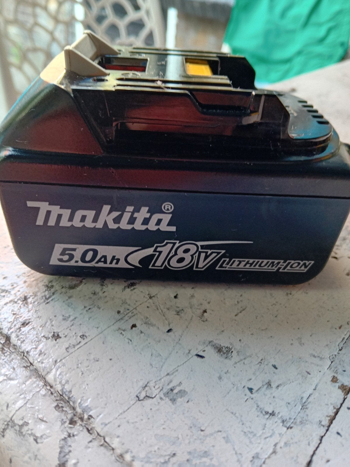 Makita accu 5.0 18v, Doe-het-zelf en Verbouw, Gereedschap | Machine-onderdelen en Toebehoren, Verzenden, Zo goed als nieuw
