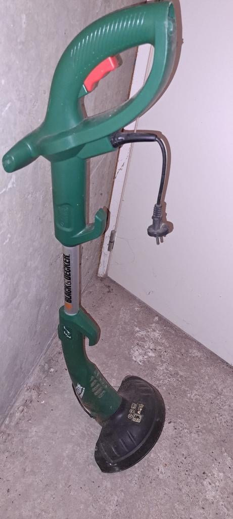 Black en Decker grastrimmer, Ophalen, Gebruikt, Elektrisch